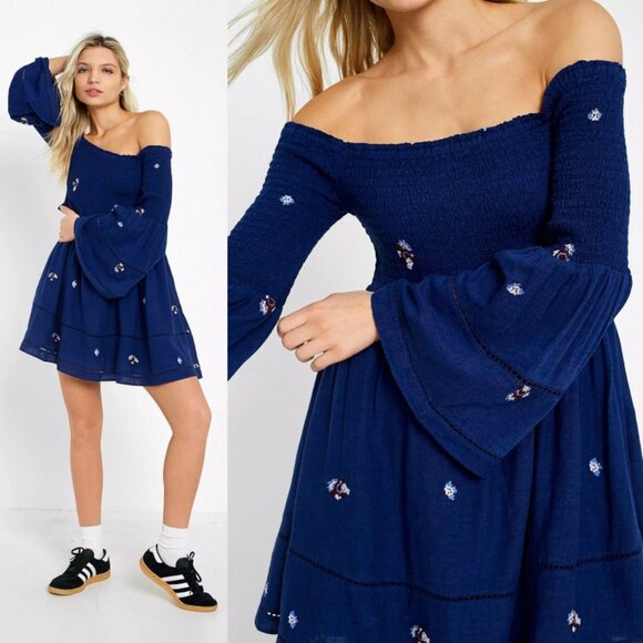 Free People Blue Flare Sleeve Off Shoulder Dress Size XS Counting Daises Boho - Picture 2 of 16